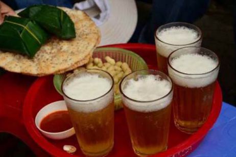 Top 10 Street Drinks in Hanoi