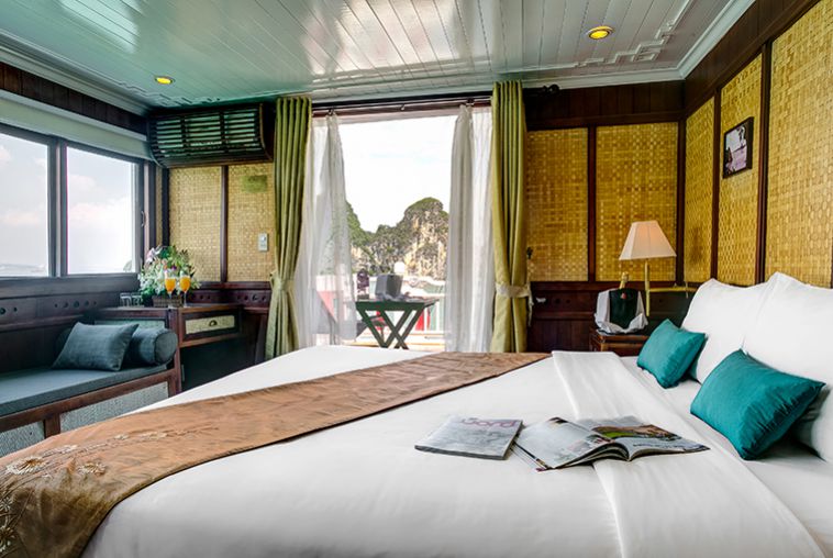 bhaya-cruise-halong-royal-suite