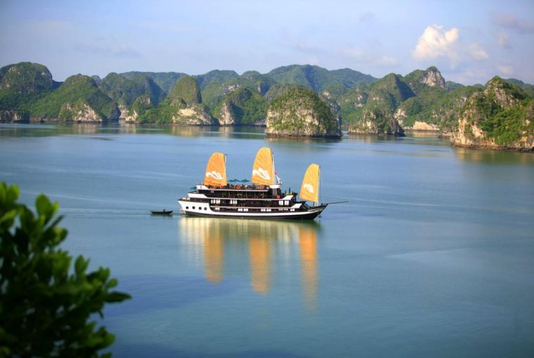 Caravella Halong Cruise