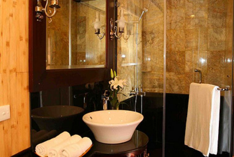 En-Suite bathroom