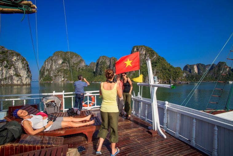 Halong Canary Cruise